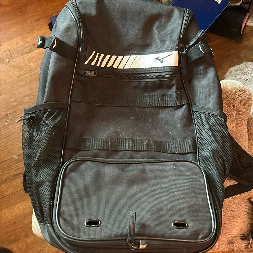 Mizuno Volleyball Bag in Black